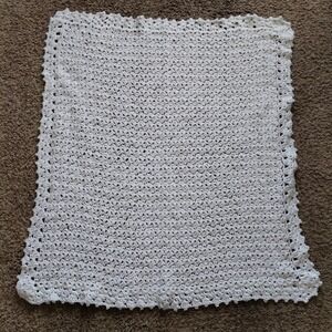 Handmade White Crochet Baby Afghan Blanket Soft Shell Pattern Crib Stroller 38"